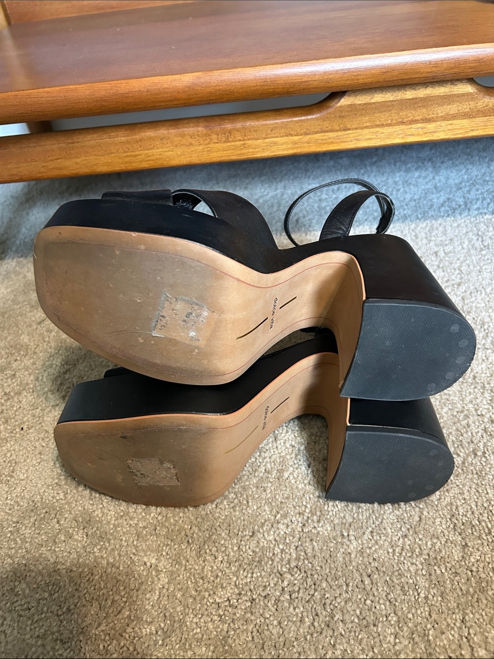 Dolce Vita Black Leather Platform Ankle-Strap Sandals - Picture 5 of 5